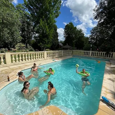 Villa Littleartcastle La Fere